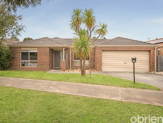 22 Bushlark Drive, Carrum Downs, Vic 3201 - For Sale