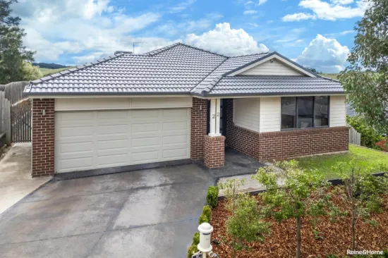 22 Cannington Grove, Sunbury, Vic 3429