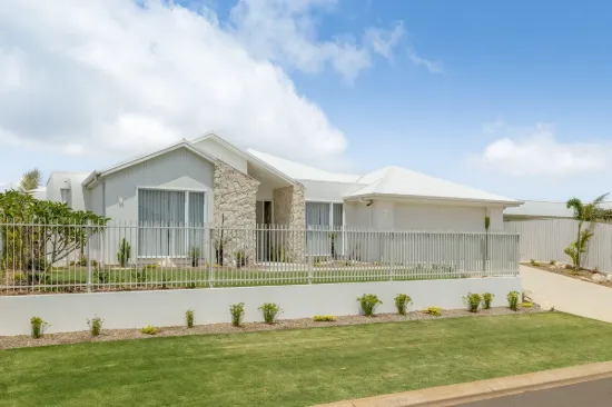 22 Catherine Circuit, Middle Ridge, Qld 4350