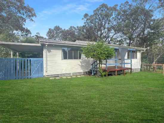 22 Cathy Street, Macleay Island, Qld 4184