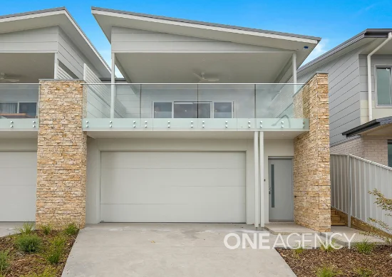22 Chaffey Way, Albion Park, NSW 2527 - For Rent
