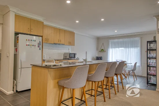 22 Chestnut Chase, Pakenham, Vic 3810-Image