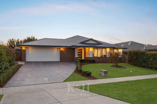 22 Childe Harold Road, Gisborne, Vic 3437