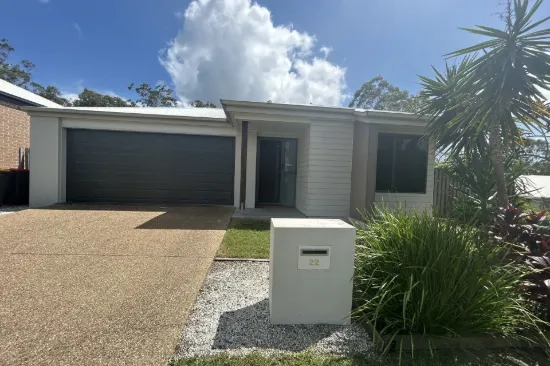 22 Christina Road, Clinton, Qld 4680