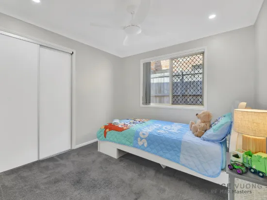 22 Columbus Pl, Forest Lake, Qld 4078-Image