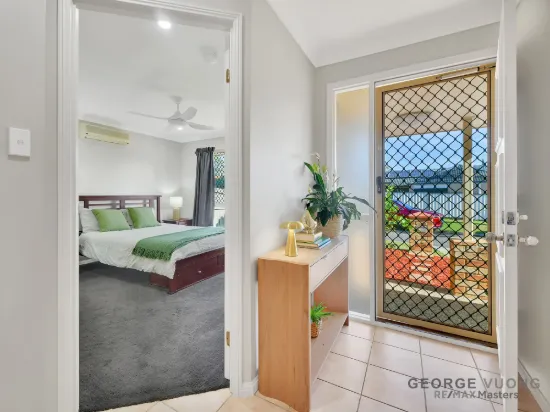 22 Columbus Pl, Forest Lake, Qld 4078-Image