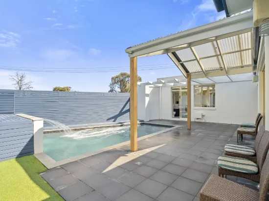 22 Dava Drive, Mornington, Vic 3931