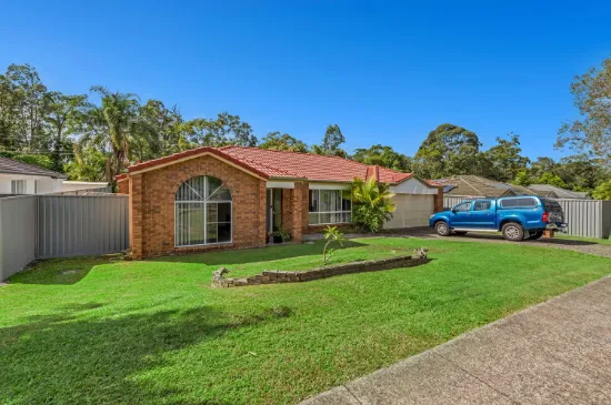 22 Davis Cup Court, Oxenford, Qld 4210