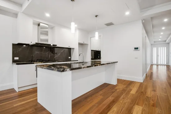 22 Delacombe Drive, Vermont South, Vic 3133