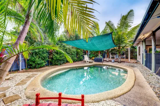 22 Enid Street, Flying Fish Point, Qld 4860