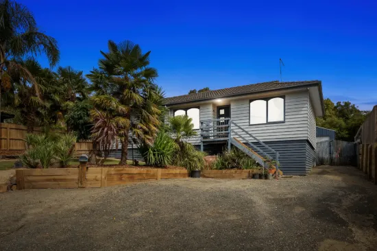 22 Fauna Avenue, Badger Creek, Vic 3777
