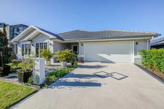 22 Forest Road, Greenbank QLD 4124 - For Rent