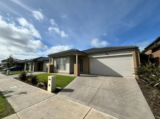 22 Foxtail Circuit, Wallan, Vic 3756