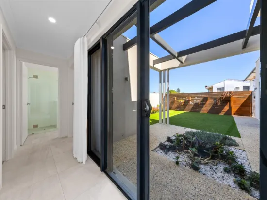 22 Halls Head Parade, Halls Head, WA 6210-Image