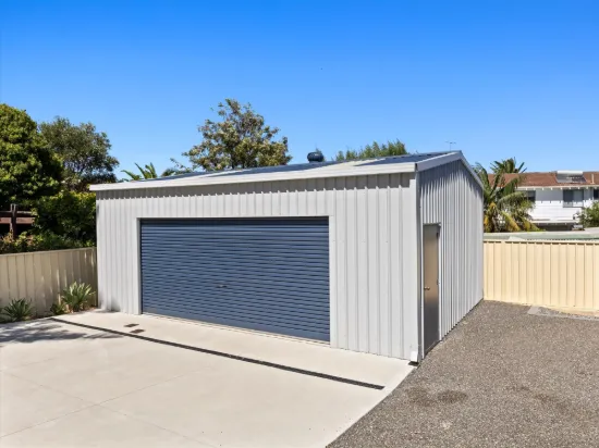 22 Halls Head Parade, Halls Head, WA 6210-Image