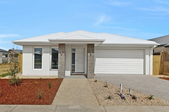 22 Hangar Drive, Mount Duneed, Vic 3217