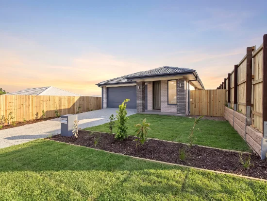 22 Hills Crescent, Redbank Plains, Qld 4301 - For Rent