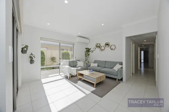 22 Hollyford Parade, Butler, WA 6036-Image