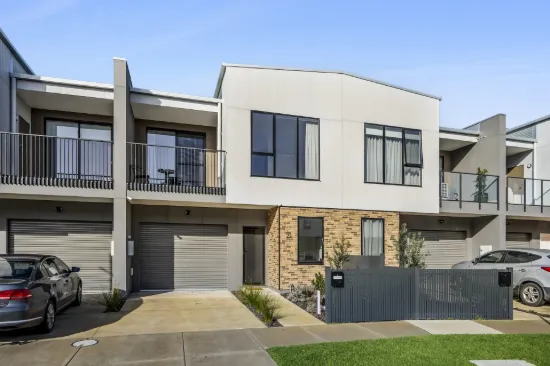 22 Ilinden Street, Mount Duneed, Vic 3217