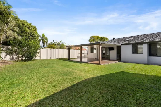 22 Ironbark Street, Elanora, Qld 4221