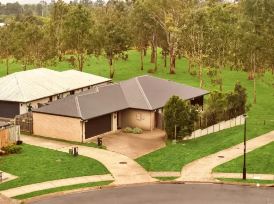22 Johnstone Place, Riverview, Qld 4303