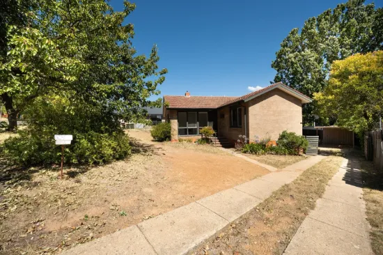 22 Kitchener Street, Hughes, ACT 2605