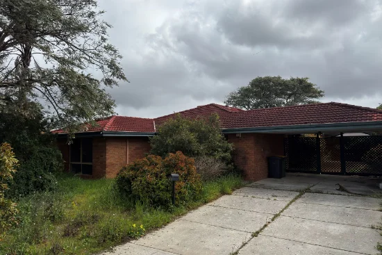 22 Larkspur Pl, Thornlie, WA 6108