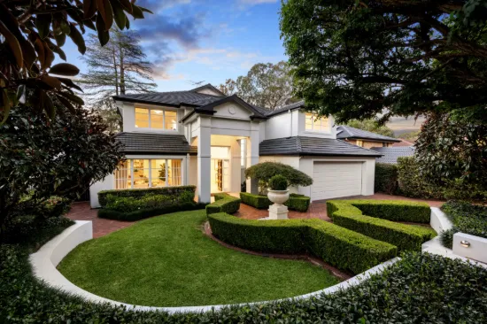 22 Lawson Parade, St Ives, NSW 2075