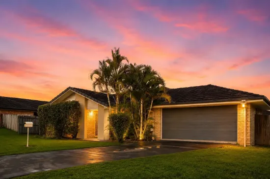 22 Lorikeet Way, Crestmead, Qld 4132