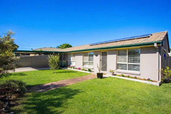 22 Lycoris St, Crestmead, Qld 4132