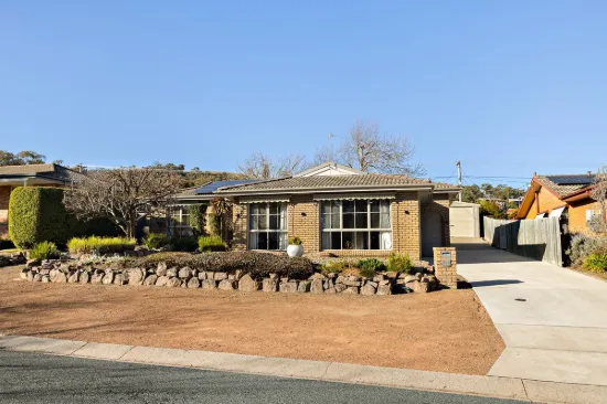 22 Maltby Circuit, Wanniassa, ACT 2903