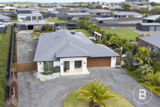 22 Maxwell Street, Cardigan, Vic 3352