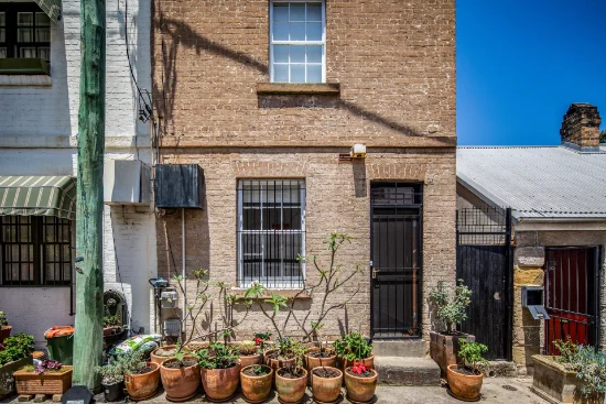 22 Mcelhone Place, Surry Hills, NSW 2010