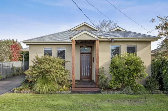 22 Mckinnon Street, Terang, Vic 3264
