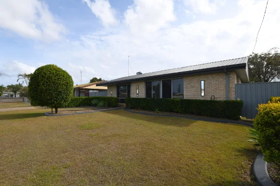 22 McLachlan Drive, Avenell Heights, Qld 4670