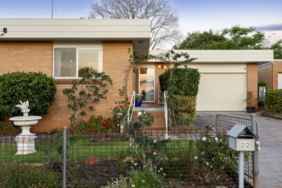 22 Milton Street, Kearneys Spring, Qld 4350
