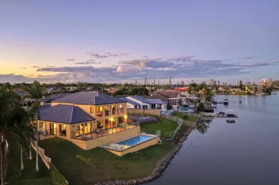22 Montevideo Drive, Clear Island Waters, Qld 4226