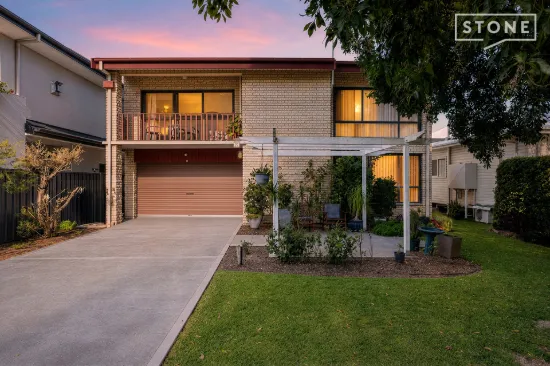22 New Road, Warners Bay, NSW 2282