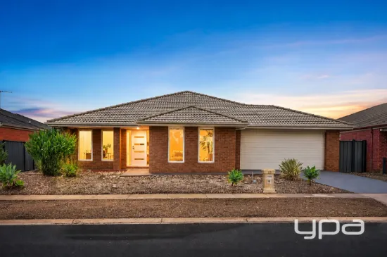 22 Niland Crescent, Point Cook, Vic 3030