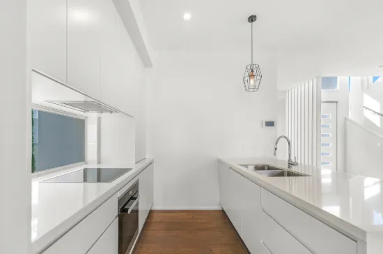 22 Norfolk Avenue, Surfers Paradise, Qld 4217-Image