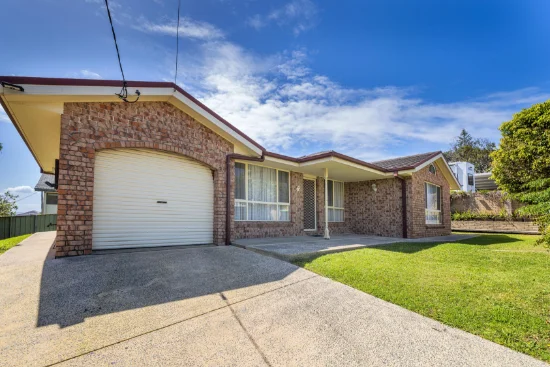 22 Ocean Street, Woolgoolga, NSW 2456