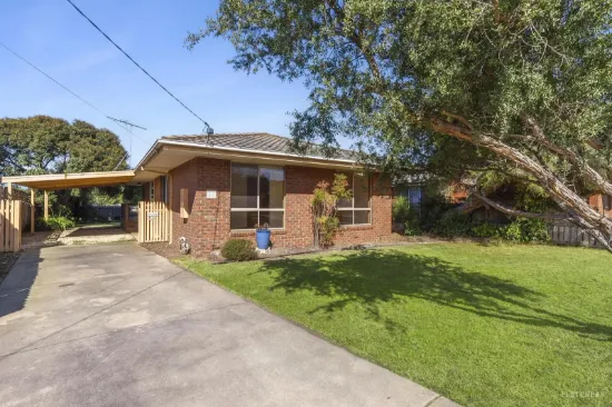 22 Pembroke Road, Ocean Grove, Vic 3226