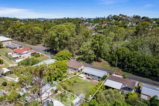 22 Redbourne Street, Chermside West, Qld 4032
