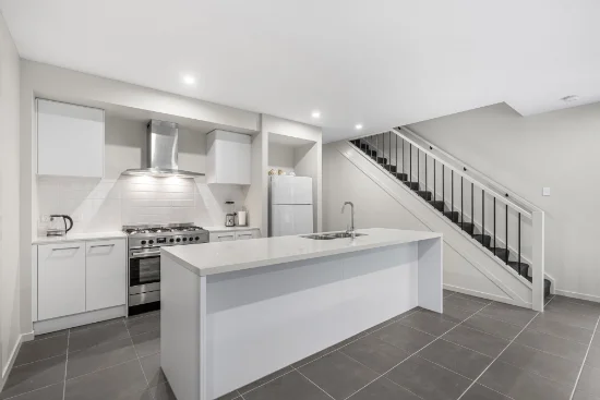 22 RUCHI PLACE, Wynnum West, Qld 4178