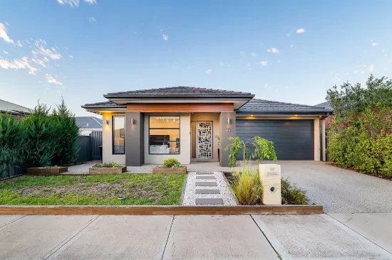 22 Sandygate Circuit, Strathtulloh, Vic 3338