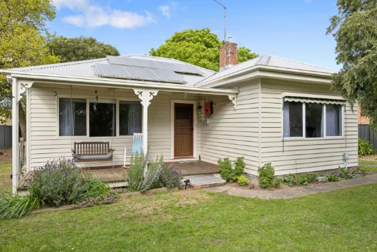 22 Sinclair Street, Colac VIC 3250-Image
