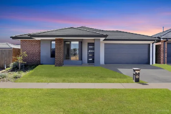 22 Tenor Street, Strathtulloh, Vic 3338