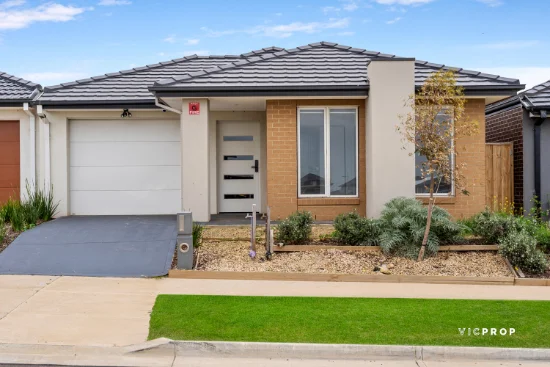 22 Texel Road, Mambourin, Vic 3024