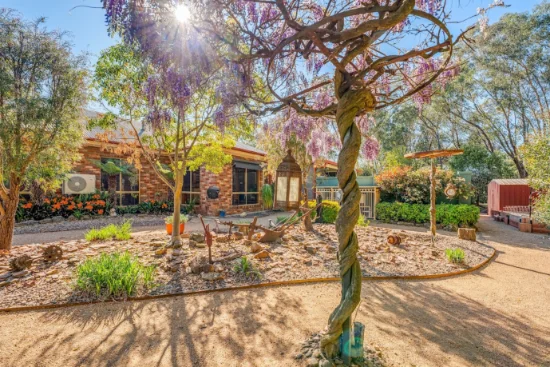 22 The Dale, Thurgoona, NSW 2640