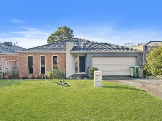 22 Trafalgar Square, Mount Martha, Vic 3934